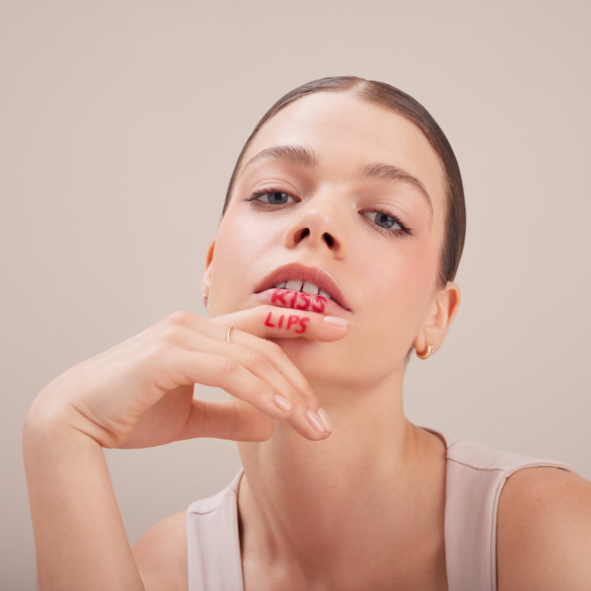 PAESE The Kiss Lips Set - 02 Nude Coral