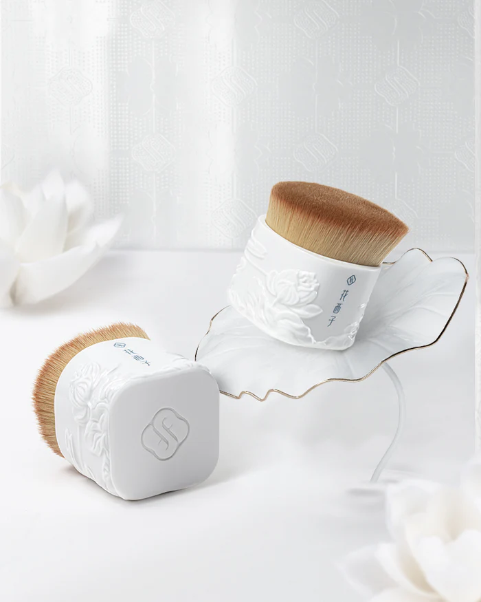 FLORASIS Porcelain High Coverage Foundation Brush