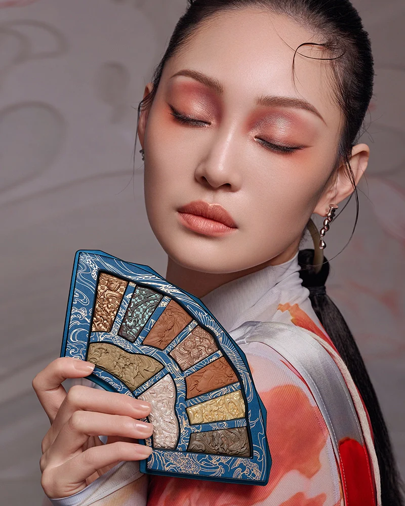 FLORASIS Floral Engraving Beauty Goddess Makeup Palette #01 The First Sight