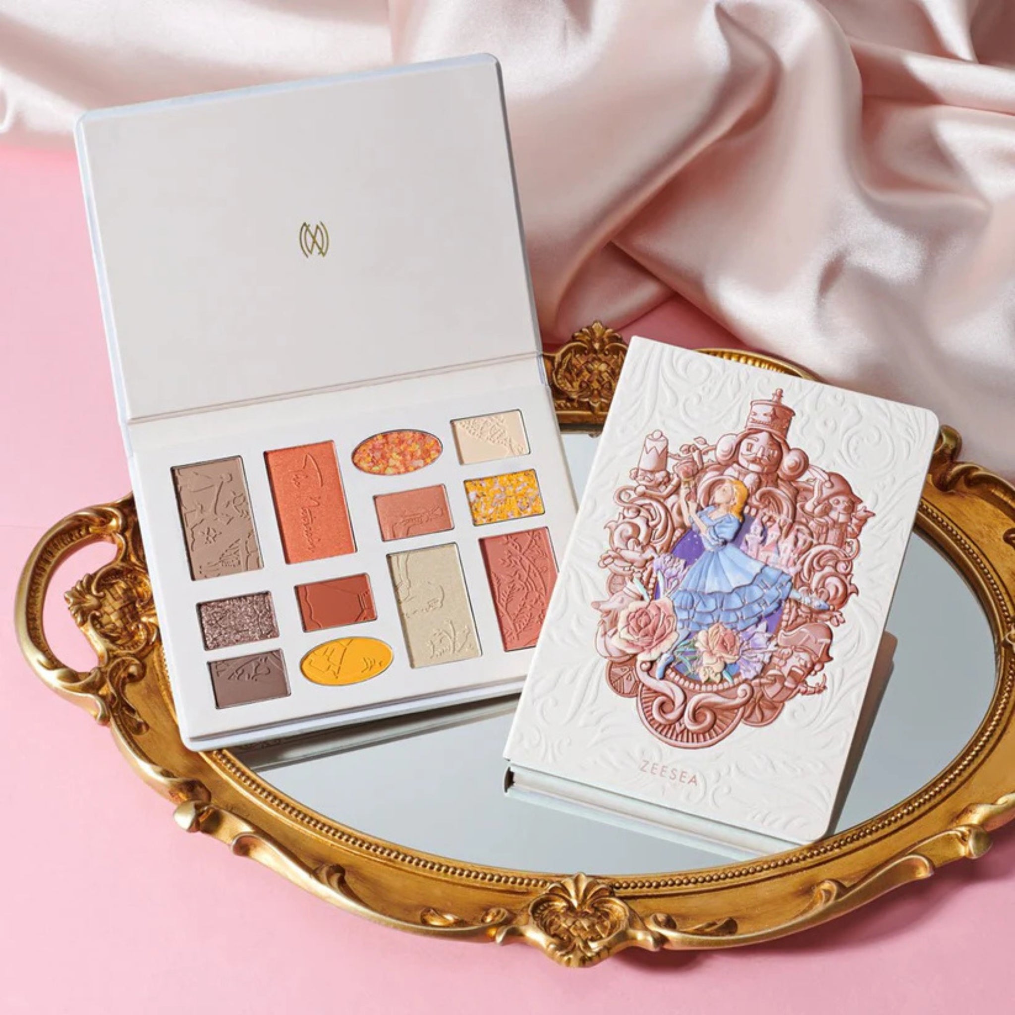 ZEESEA NUTCRACKER - Candy Cruise 12 Colors Makeup Palette - 01 Sweet Castle